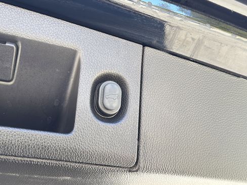 Used 2020 GMC Yukon XL SLT w/ Value Plus Edition image 20