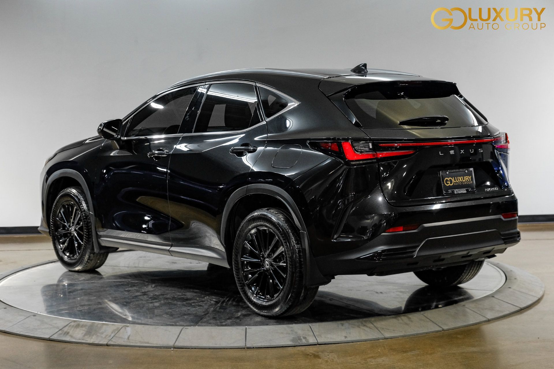 Used 2025 Lexus NX 250 FWD w/ Cold Area Package image 17