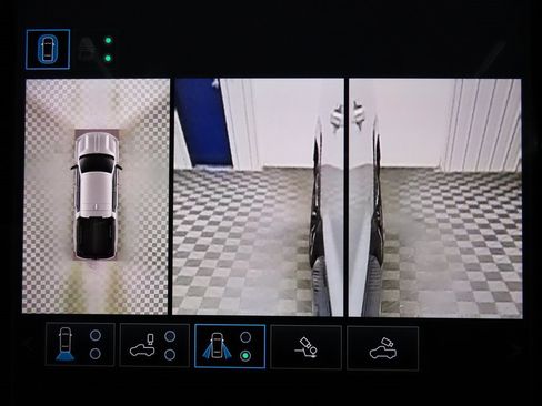 Used 2025 GMC Sierra EV Denali image 20