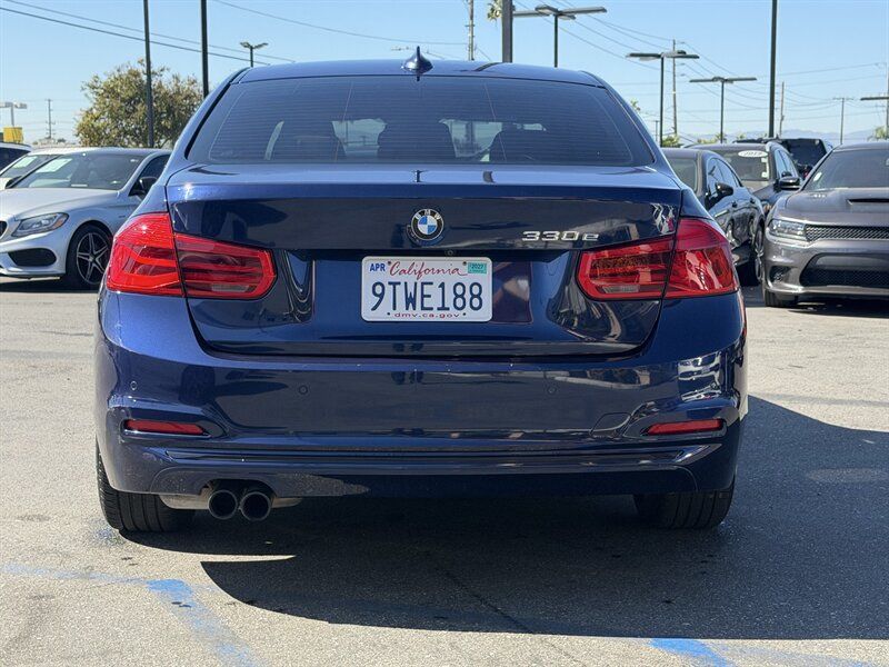 Used 2017 BMW 330e RWD image 7