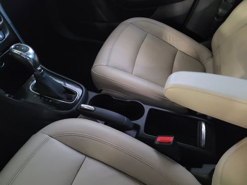 Used 2019 Buick Encore Essence w/ Safety Package II FWD image 26