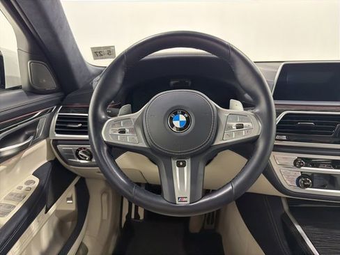 Used 2022 BMW 750i xDrive w/ Luxury Rear Seating Package AWD/4WD image 30
