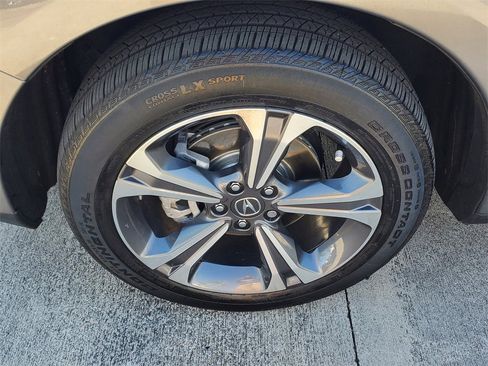 Used 2023 Acura RDX AWD w/ Advance Package image 4