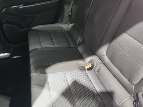 Used 2025 Chevrolet Trax LT image 28