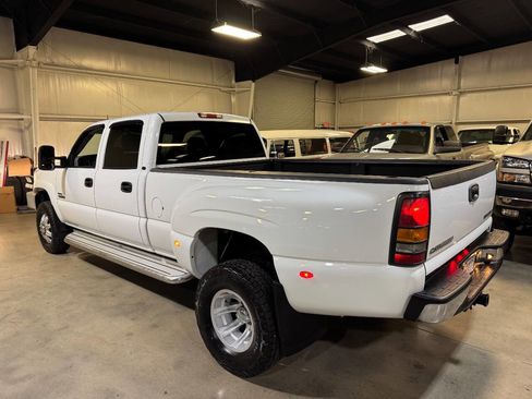 Used 2005 Chevrolet Silverado 3500 LT w/ Heavy-Duty Power Package image 64