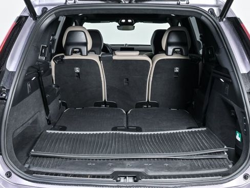 Certified 2026 Volvo XC90 T8 Ultra image 34