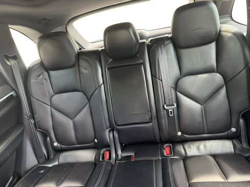 Used 2016 Porsche Cayenne AWD/4WD image 7