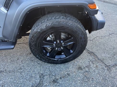 Used 2021 Jeep Wrangler Unlimited Sport image 13