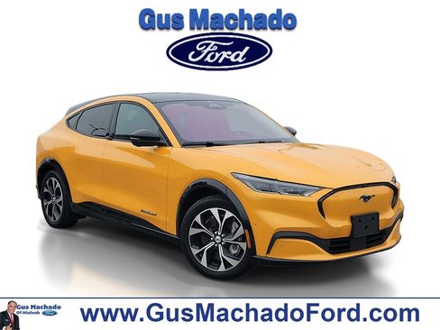 Used 2022 Ford Mustang Mach-E Premium image 1