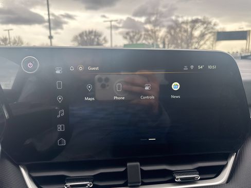New 2026 Chevrolet Equinox LT w/ Midnight Edition AWD/4WD image 22