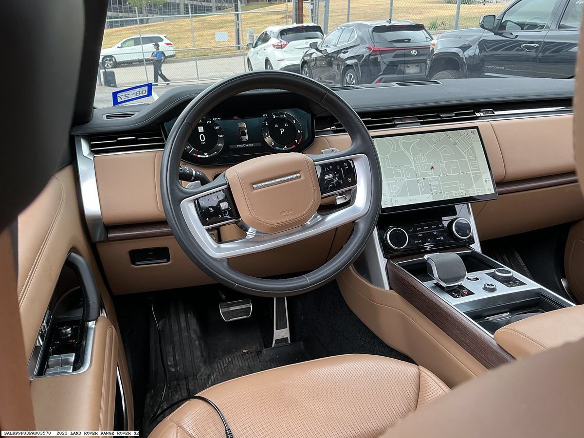 Used 2023 Land Rover Range Rover SE AWD/4WD image 11
