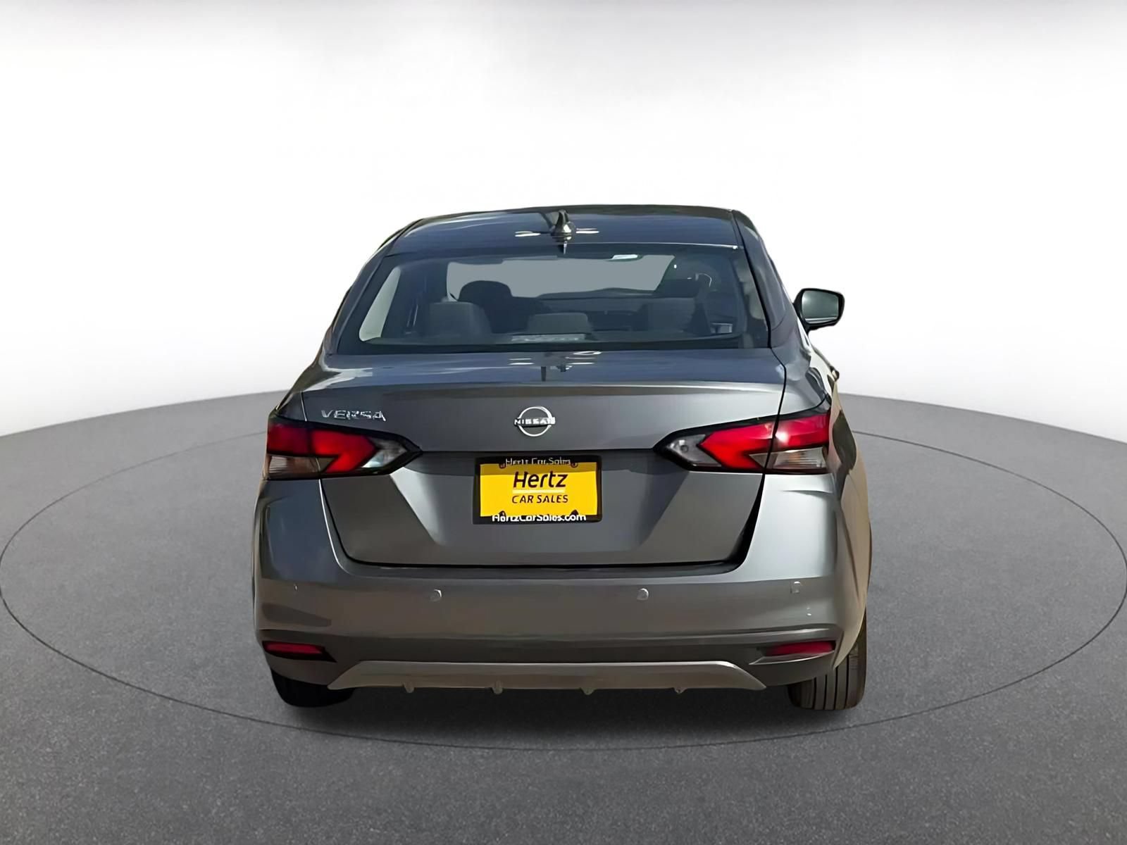 Used 2025 Nissan Versa SV FWD image 10