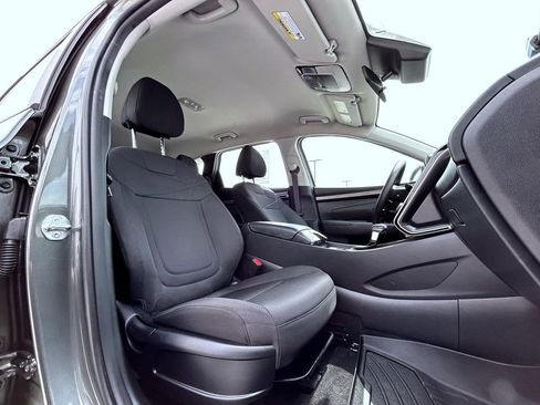 Used 2023 Hyundai Tucson SE AWD/4WD image 16