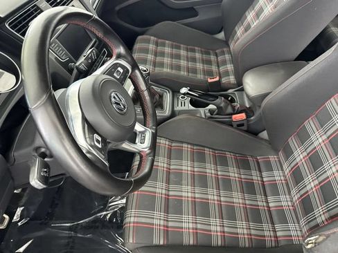 Used 2017 Volkswagen GTI Sport FWD image 20