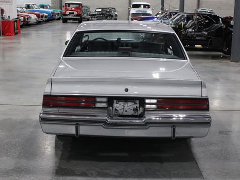 Used 1987 Buick Regal Coupe RWD image 15