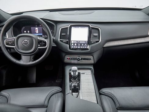 Certified 2023 Volvo XC90 T8 Ultimate w/ Protection Package Premier AWD/4WD image 29