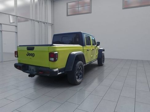 Used 2023 Jeep Gladiator Rubicon w/ Cold Weather Group AWD/4WD image 8