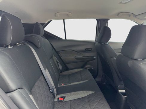 Used 2020 Nissan Kicks S FWD image 42