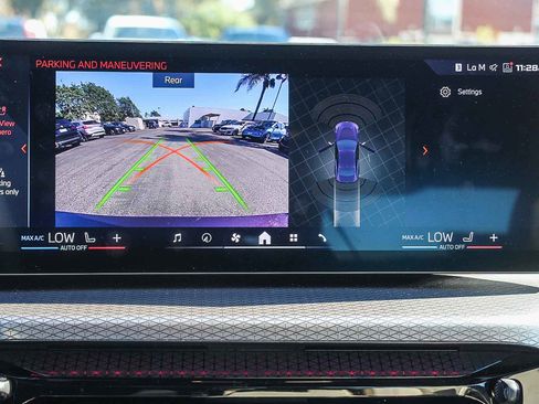 Used 2025 BMW M240i xDrive Coupe image 14