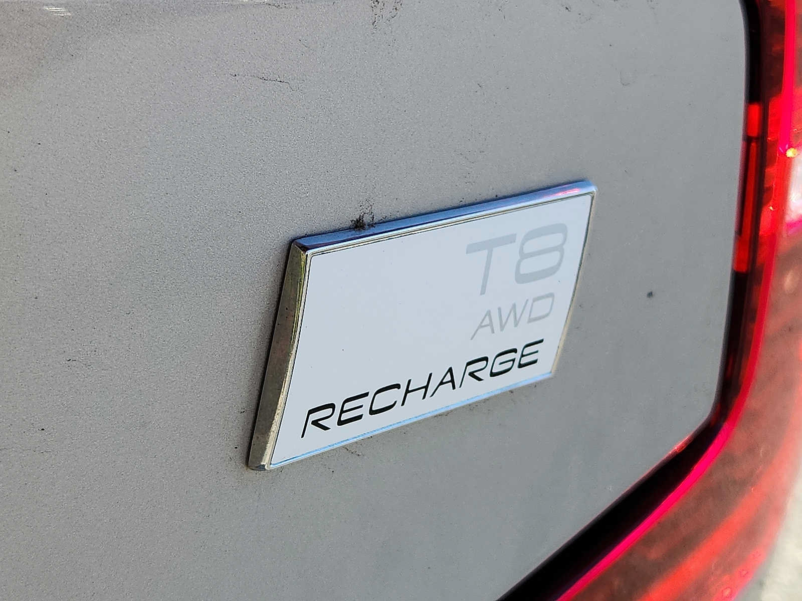 Certified 2024 Volvo S60 T8 Plus AWD/4WD image 29
