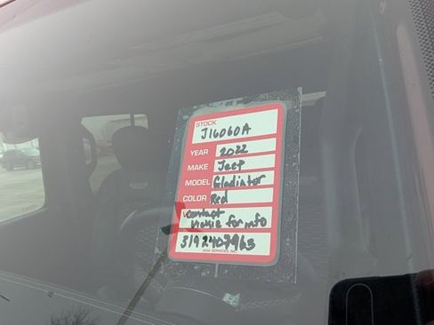 Used 2022 Jeep Gladiator Overland w/ LED Lighting Group image 23