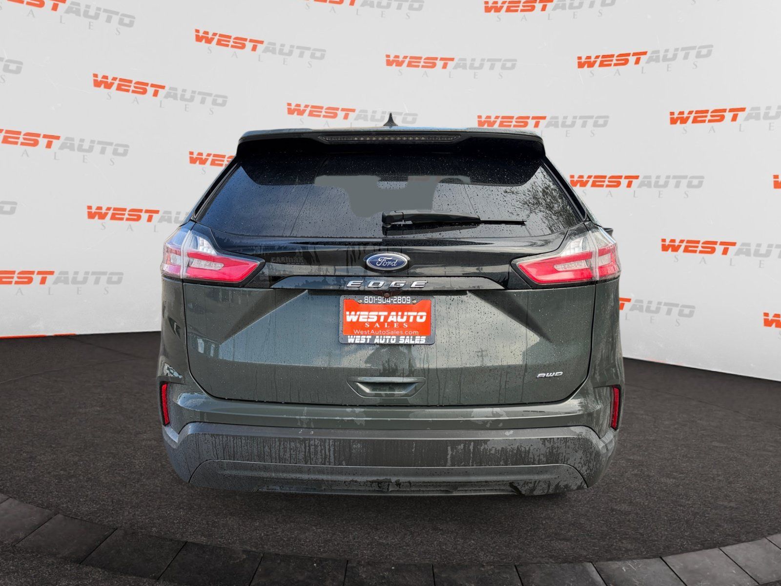 Used 2024 Ford Edge SE w/ Cargo Accessory Package AWD/4WD image 4