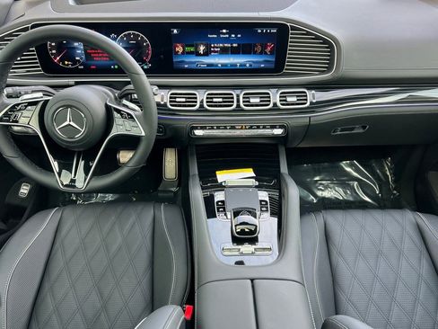 New 2026 Mercedes-Benz Maybach GLS 600 Maybach GLS 600 image 14
