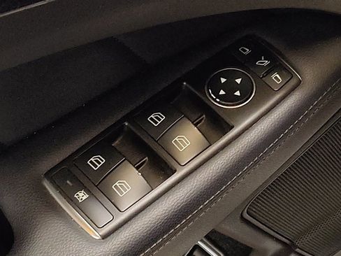 Used 2016 Mercedes-Benz CLS 550 4MATIC image 27