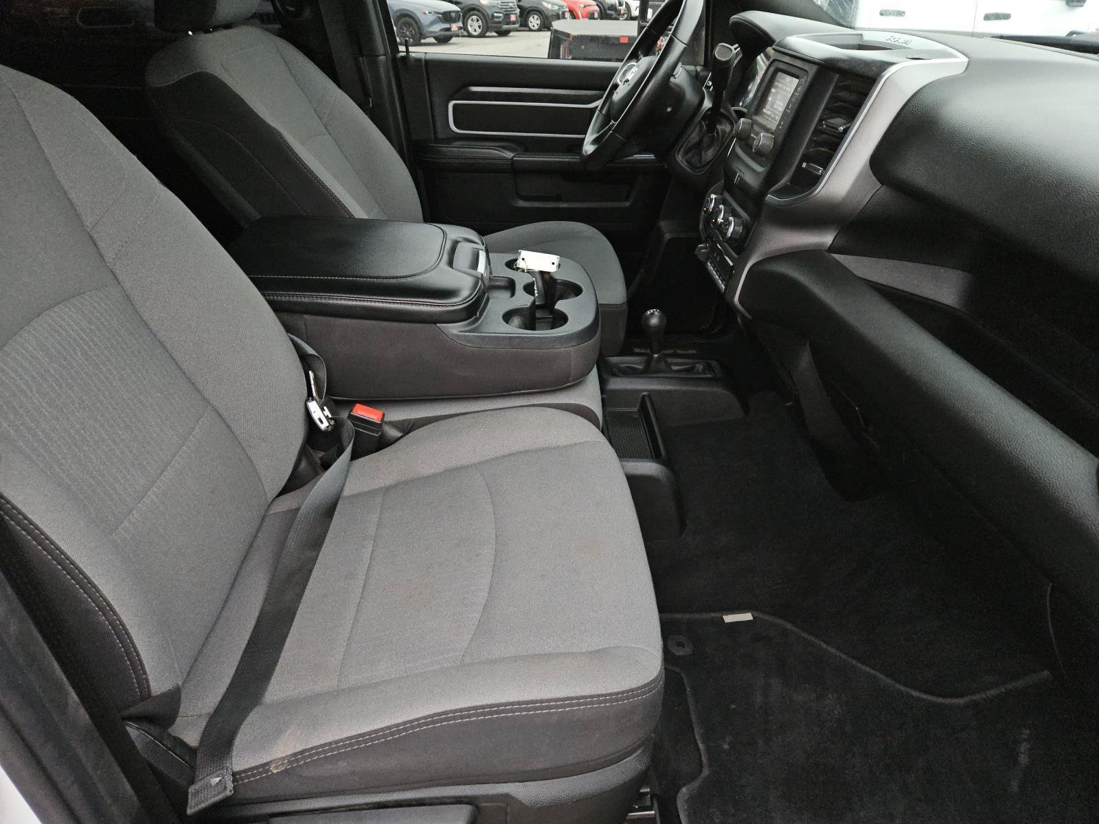 Used 2024 RAM 3500 SLT w/ Quick Order Package 2YG SLT AWD/4WD image 27