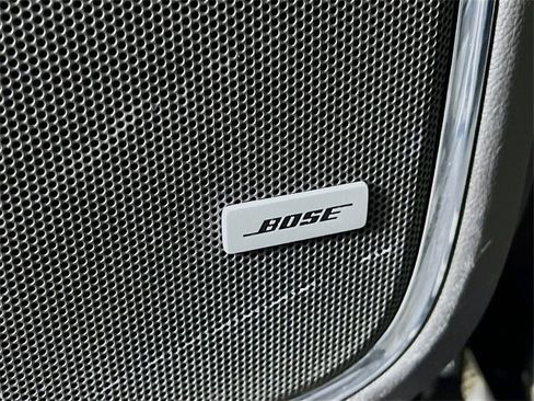 Used 2020 Chevrolet Tahoe LT image 32