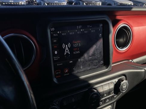 Used 2020 Jeep Gladiator Rubicon image 13