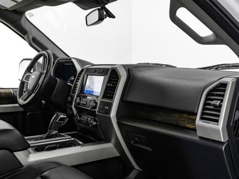 Used 2019 Ford F150 Lariat image 10