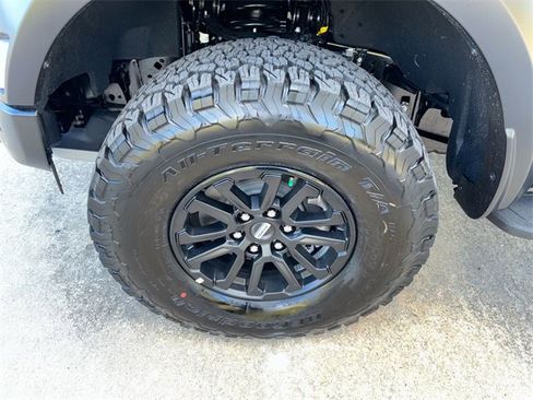 New 2025 Ford F150 Raptor image 12