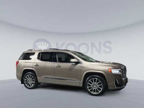 Used 2023 GMC Acadia Denali w/ Denali Ultimate Package image 4
