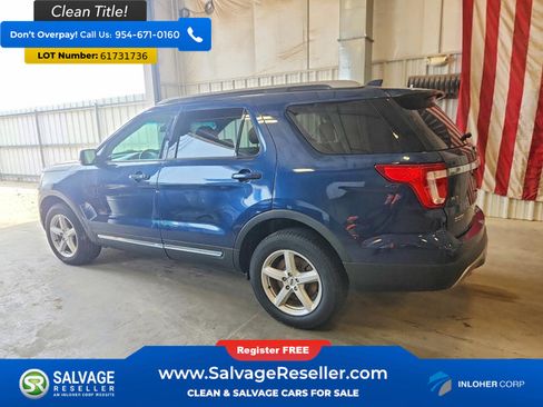 Used 2017 Ford Explorer XLT w/ Equipment Group 202A AWD/4WD image 3