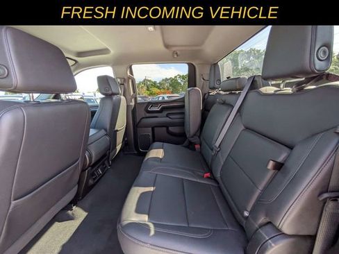 Used 2024 GMC Sierra 1500 SLT RWD image 12