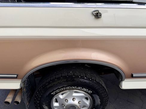 Used 1995 Ford F250 XLT image 70