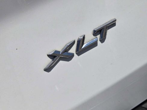 Used 2023 Ford Explorer XLT w/ Equipment Group 202A RWD image 11