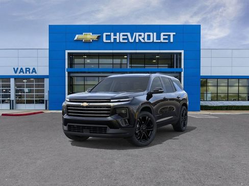 New 2026 Chevrolet Traverse LT image 8