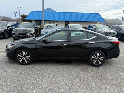 Used 2021 Nissan Altima 2.5 SL image 3