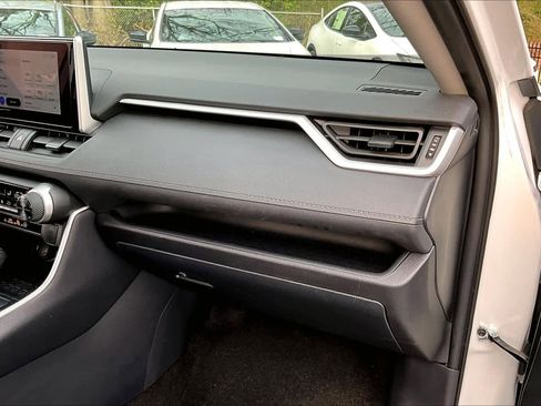 Certified 2025 Toyota RAV4 XLE image 19