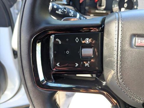 Certified 2026 Land Rover Range Rover Velar Dynamic SE image 18