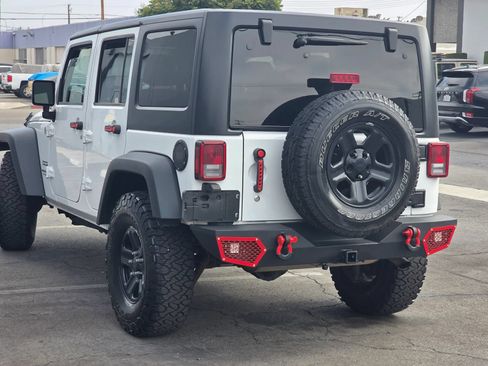 Used 2015 Jeep Wrangler Unlimited Sport w/ Connectivity Group AWD/4WD image 6