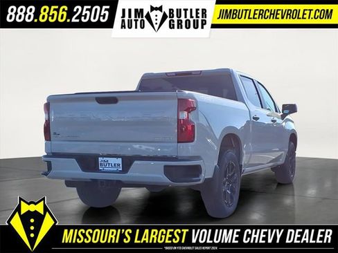 New 2026 Chevrolet Silverado 1500 Custom image 4