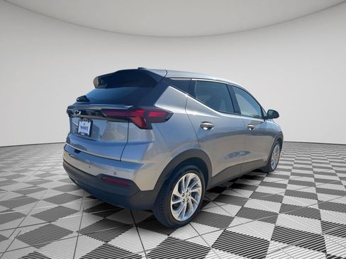 New 2027 Chevrolet Bolt LT w/ Comfort Package FWD image 5
