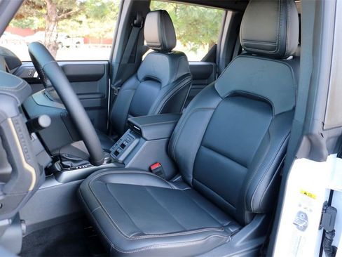 New 2025 Ford Bronco Badlands w/ Sasquatch Package image 18