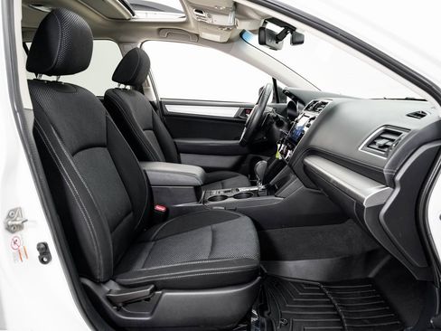 Used 2019 Subaru Outback 2.5i Premium image 22