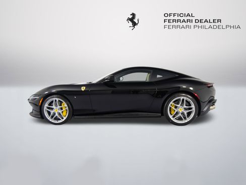 Certified 2022 Ferrari Roma image 4