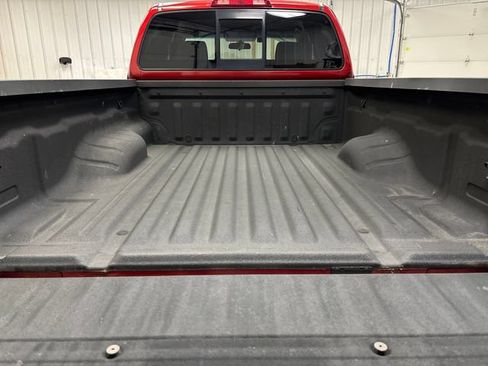 Used 2017 Nissan Frontier Desert Runner RWD image 18
