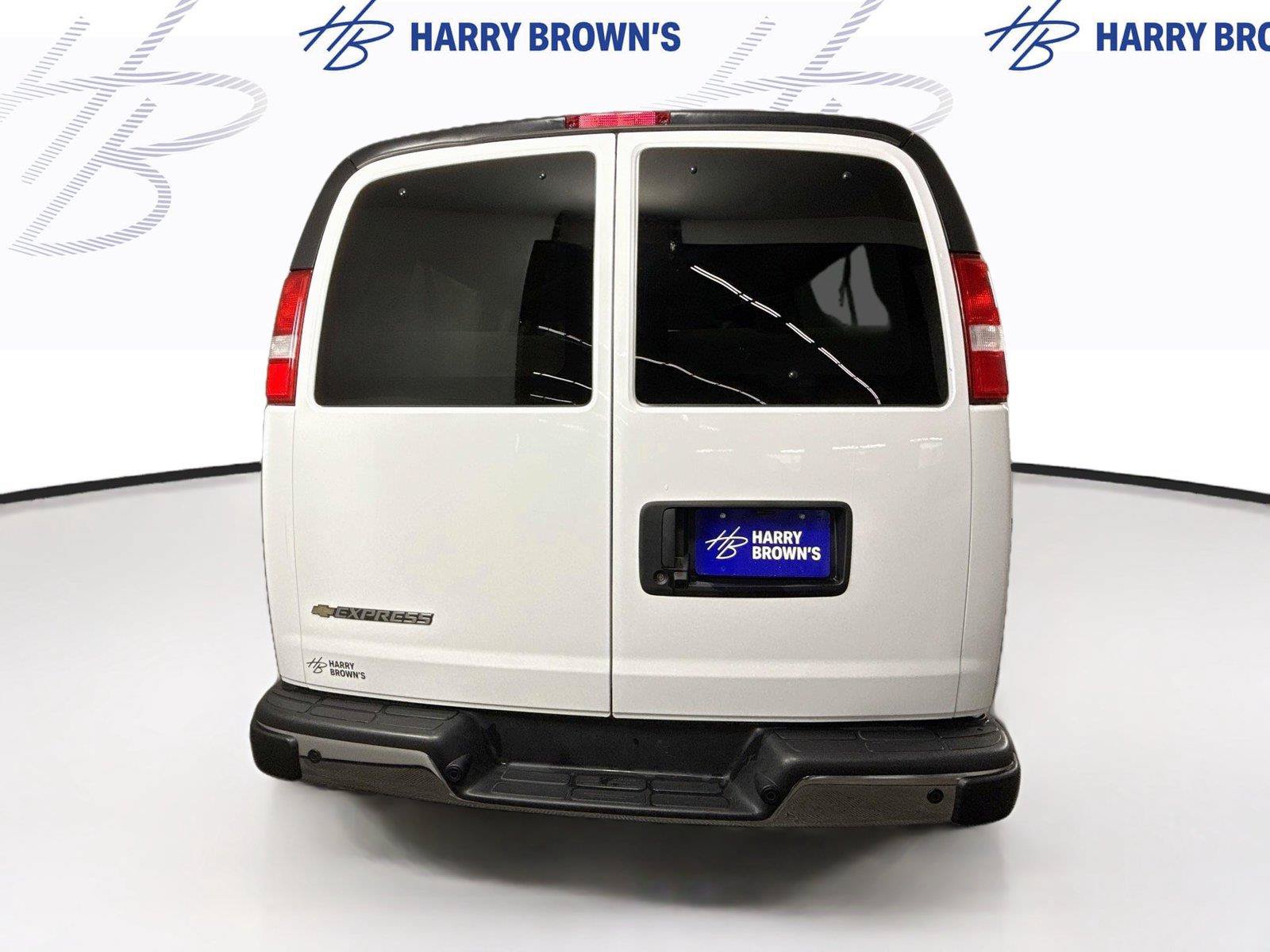 Used 2025 Chevrolet Express 3500 LT w/ LT Preferred Equipment Group RWD image 27